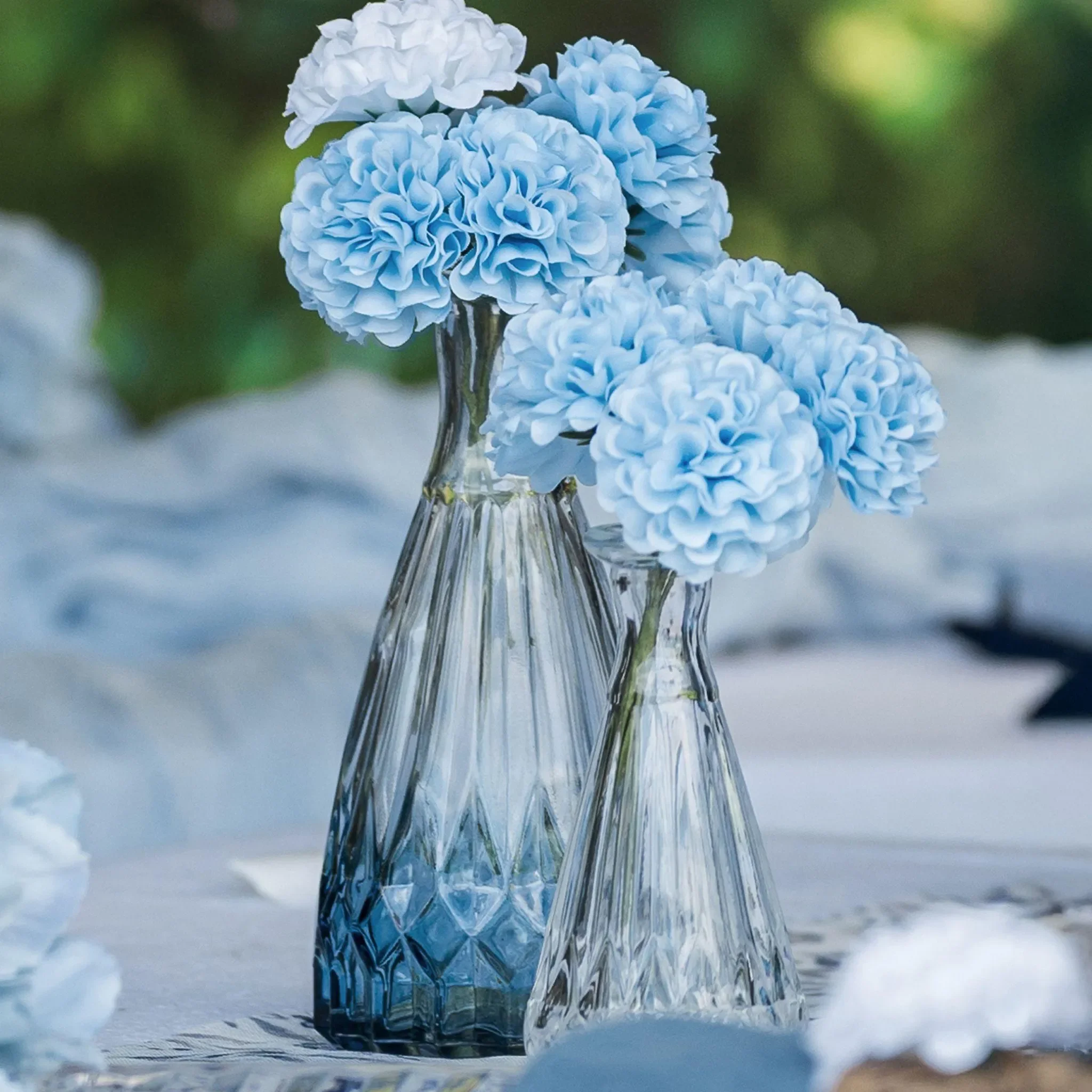 Mini Glasvase „Alexandrin“ – 10,7 cm, Farbverlauf Blau